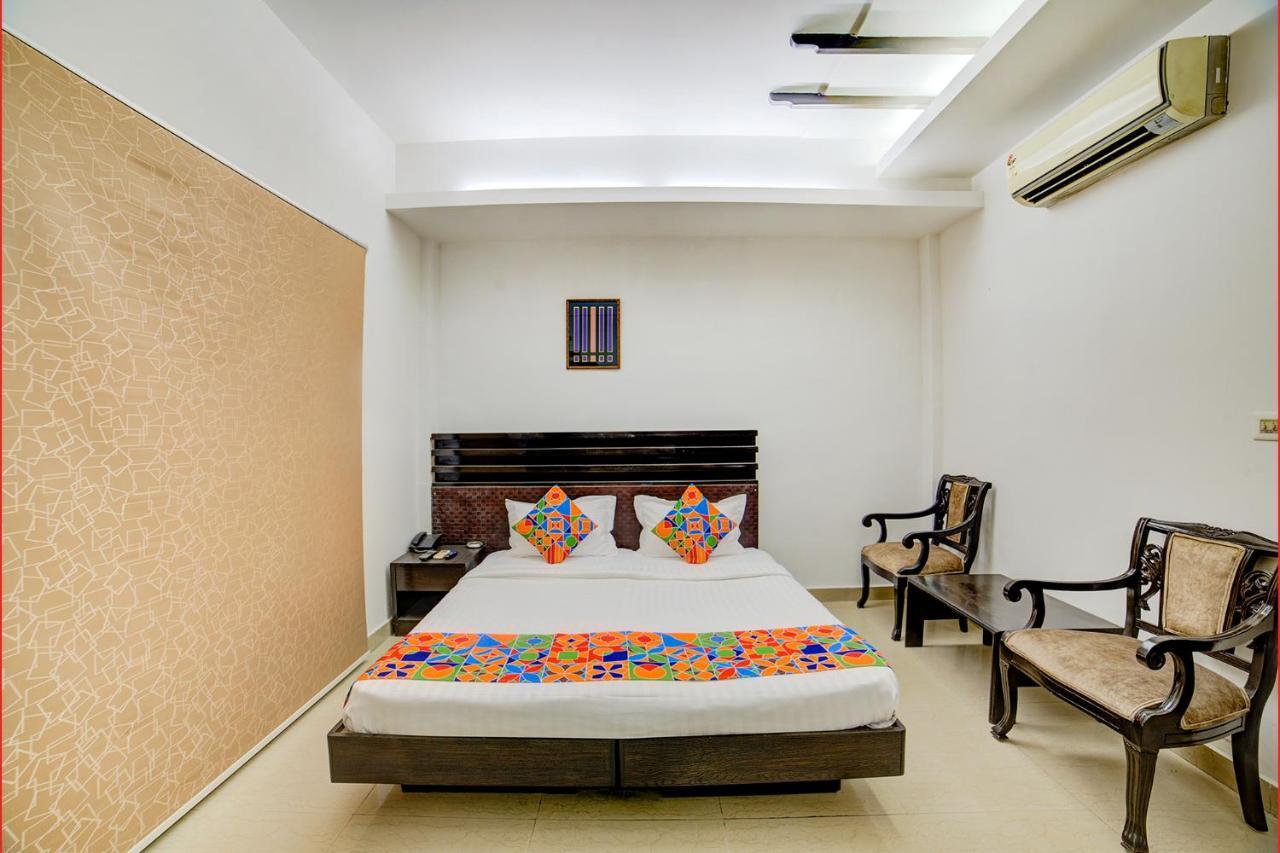 Fabhotel Exotica Greenpark New Delhi Exteriör bild