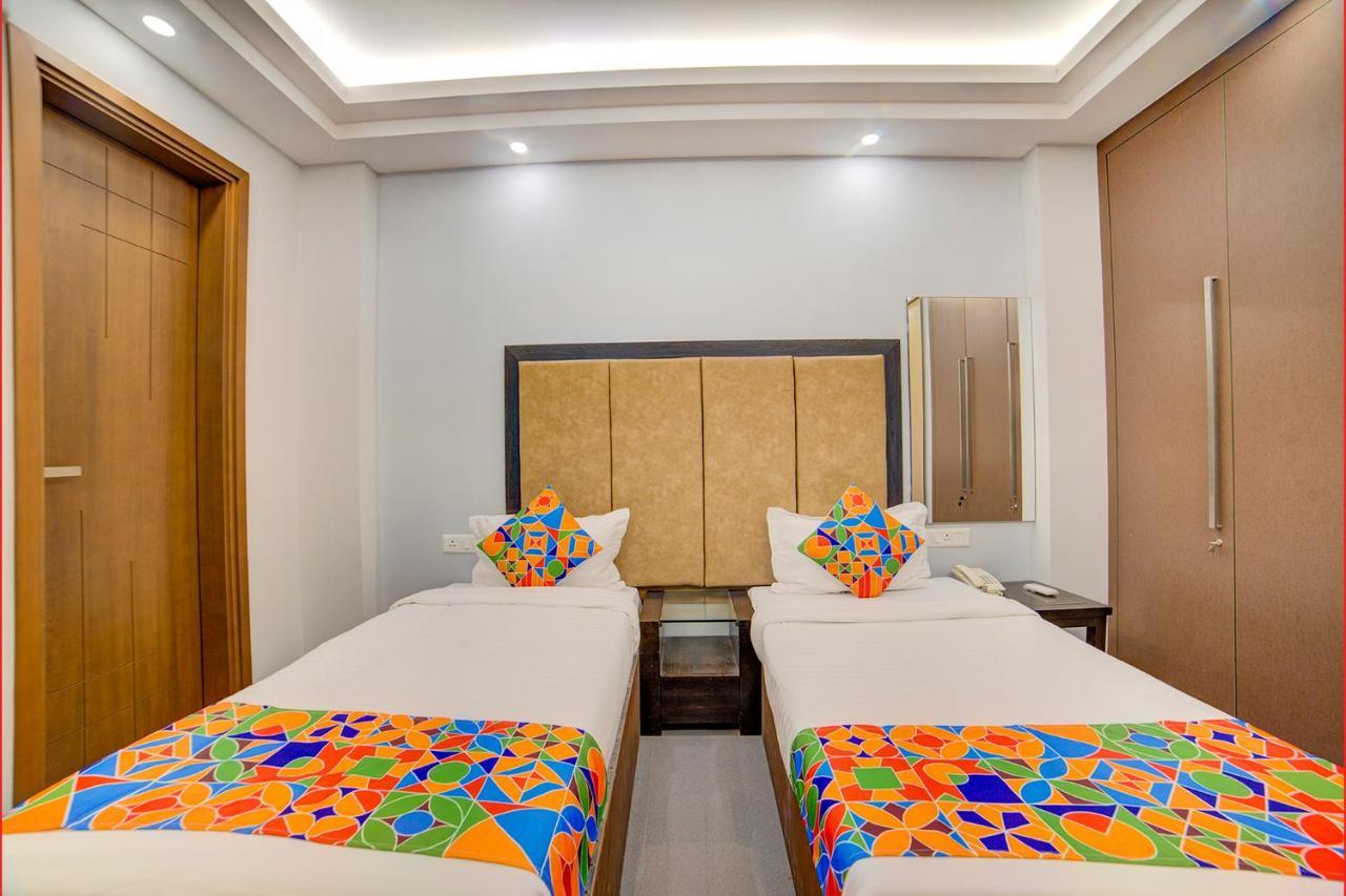 Fabhotel Exotica Greenpark New Delhi Exteriör bild