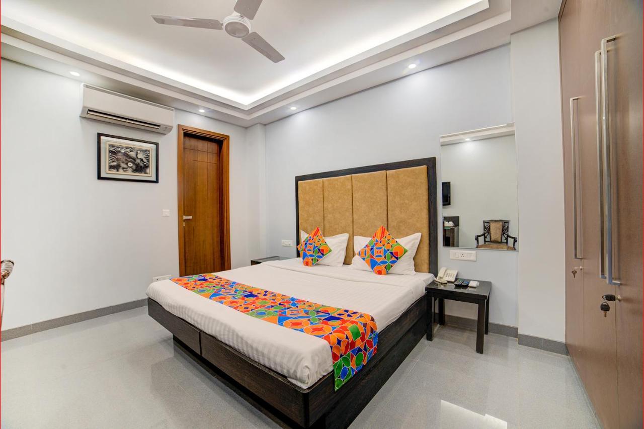 Fabhotel Exotica Greenpark New Delhi Exteriör bild