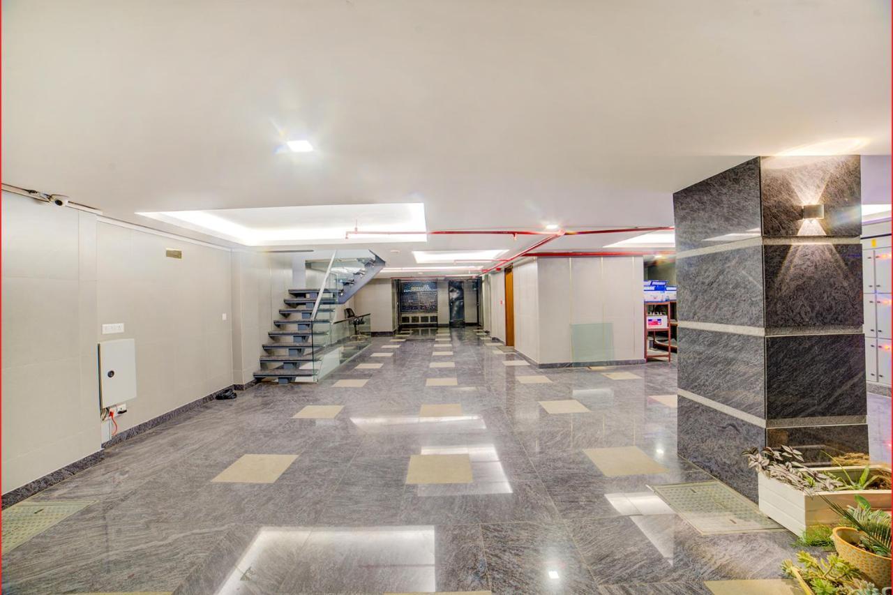 Fabhotel Exotica Greenpark New Delhi Exteriör bild