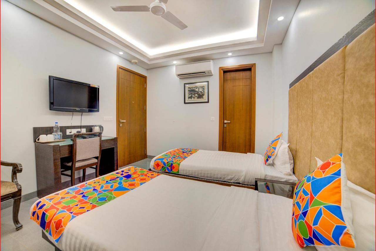 Fabhotel Exotica Greenpark New Delhi Exteriör bild